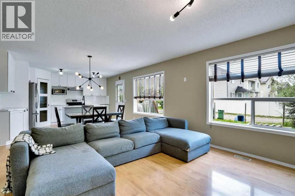356 Chaparral Drive SE