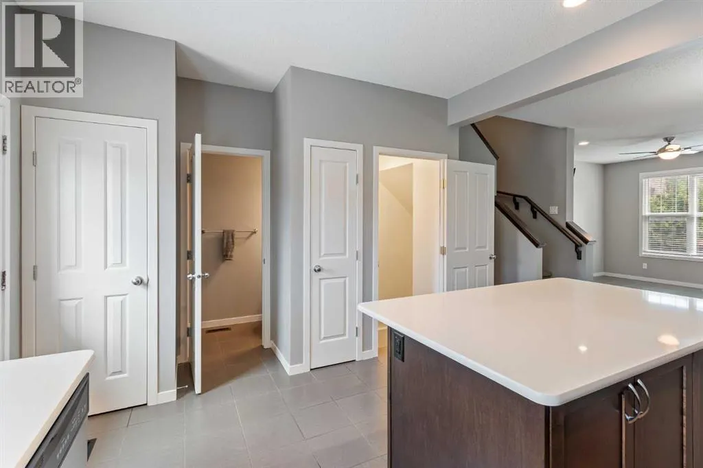 2092 New Brighton Park SE