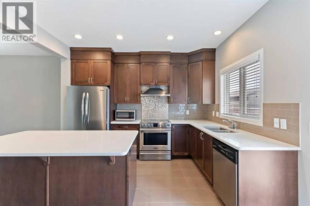 2092 New Brighton Park SE