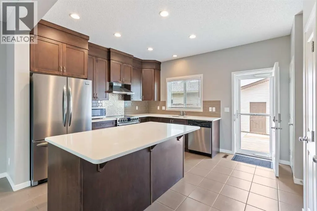 2092 New Brighton Park SE