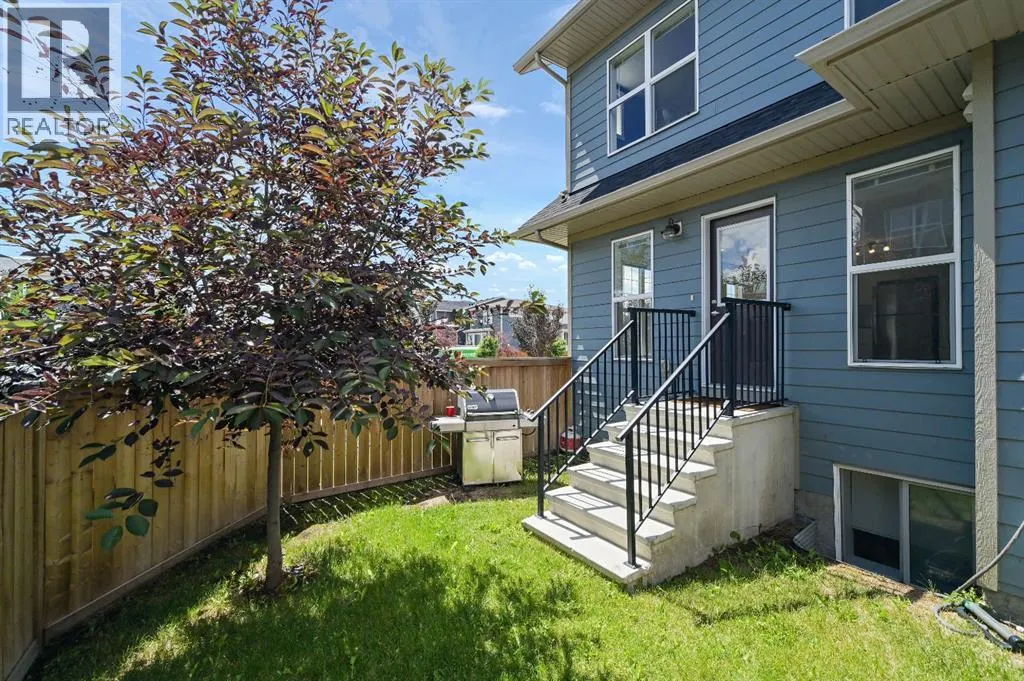403 Cranbrook Square SE