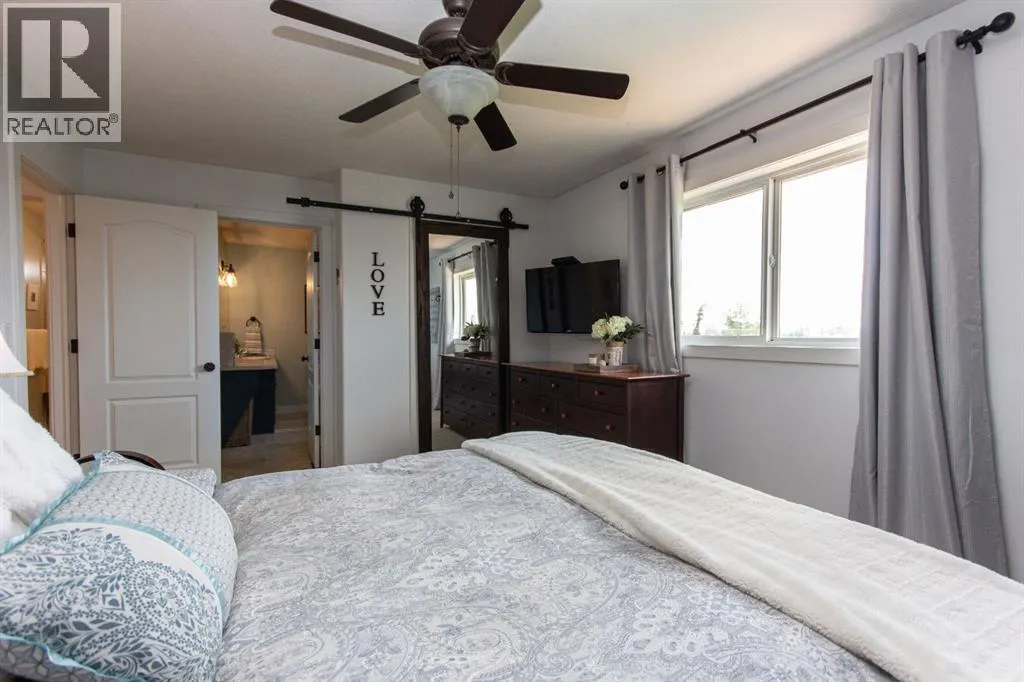152 Iverson Close