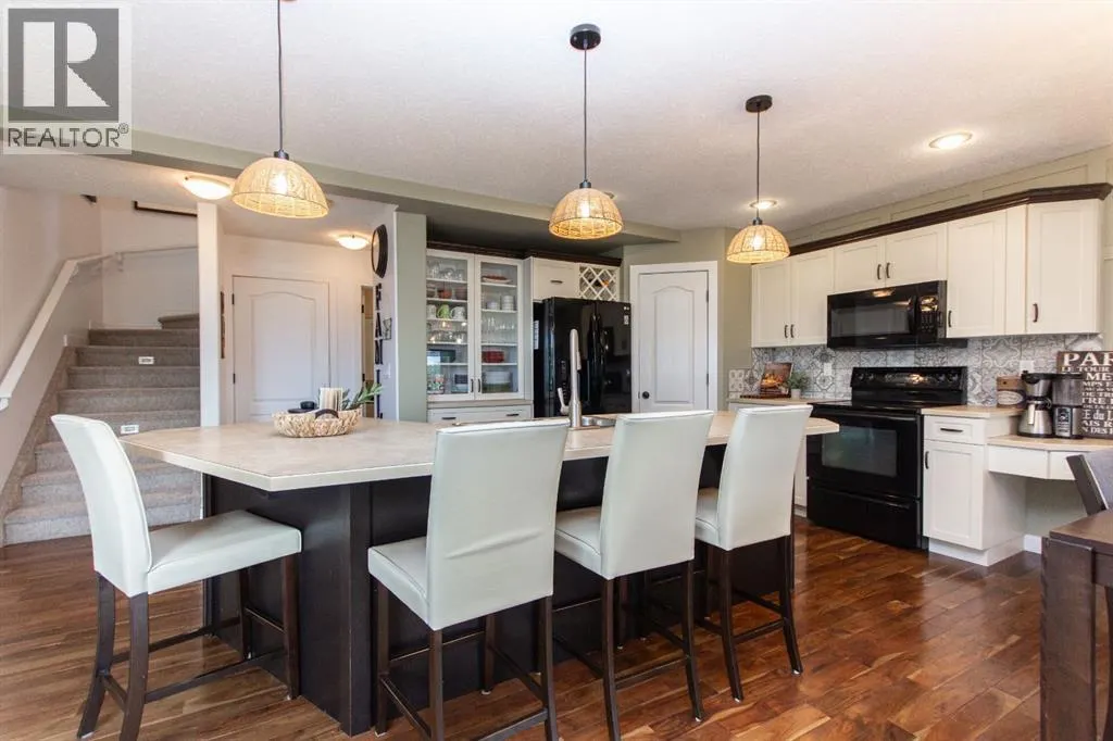 152 Iverson Close