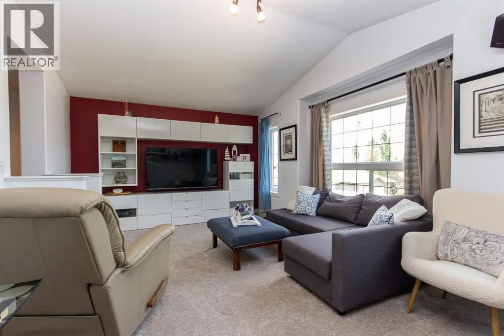 152 Iverson Close