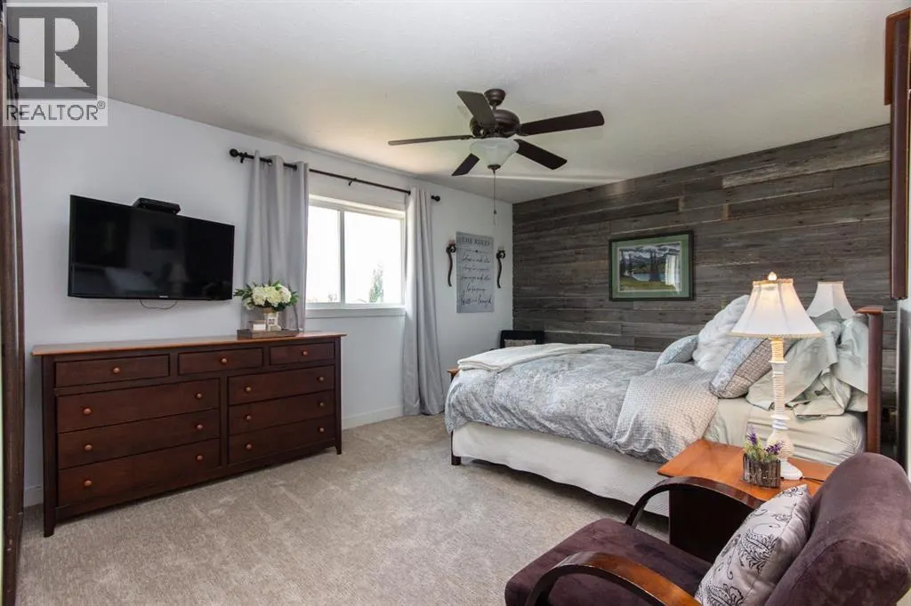 152 Iverson Close