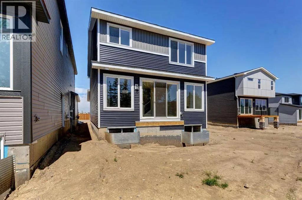 77 Silver Spruce Court SW