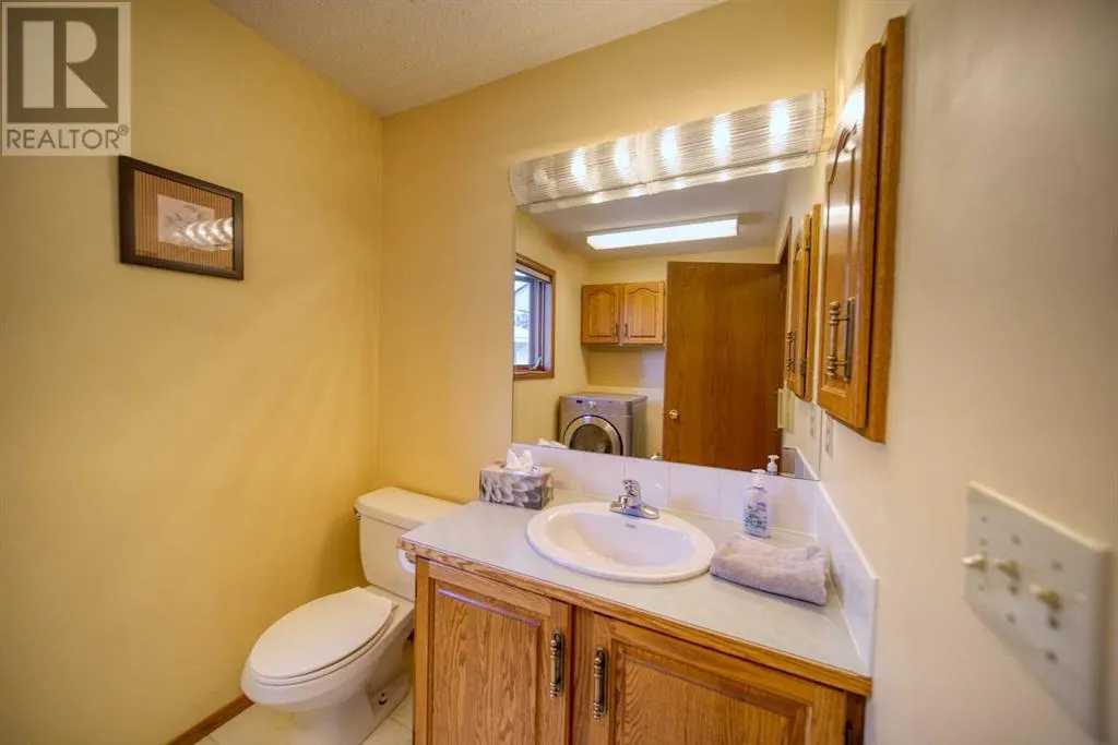 214 Lakeside Greens Place