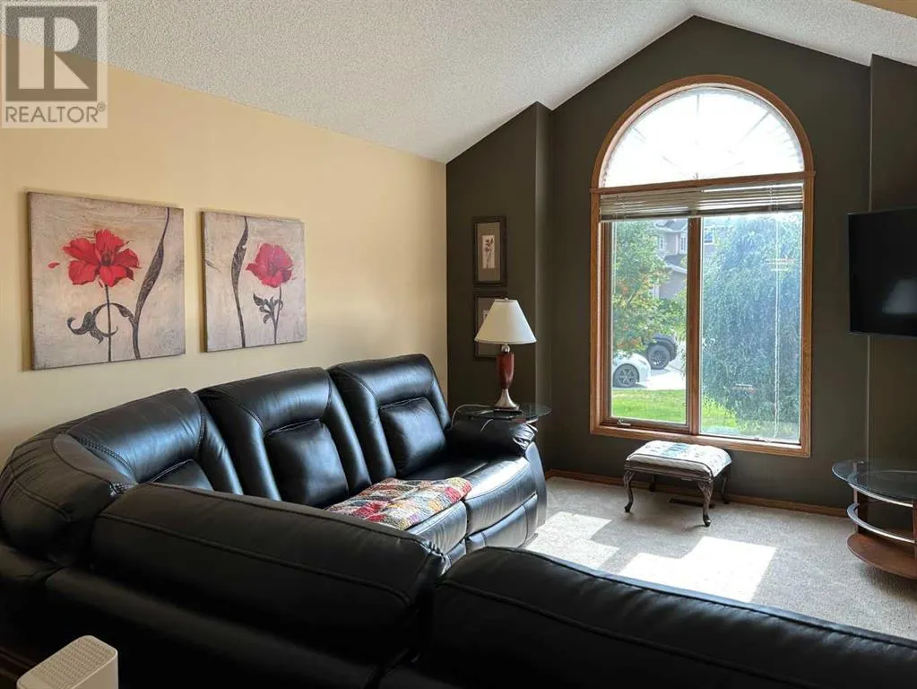 214 Lakeside Greens Place
