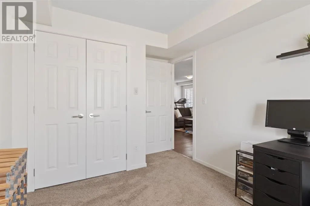 2209, 99 Copperstone Park SE