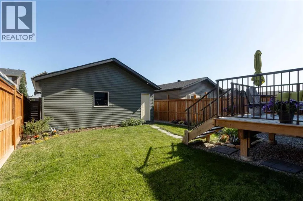 112 Fireside Crescent