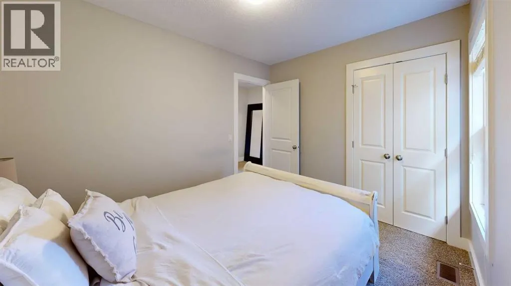 198 Mahogany Passage SE