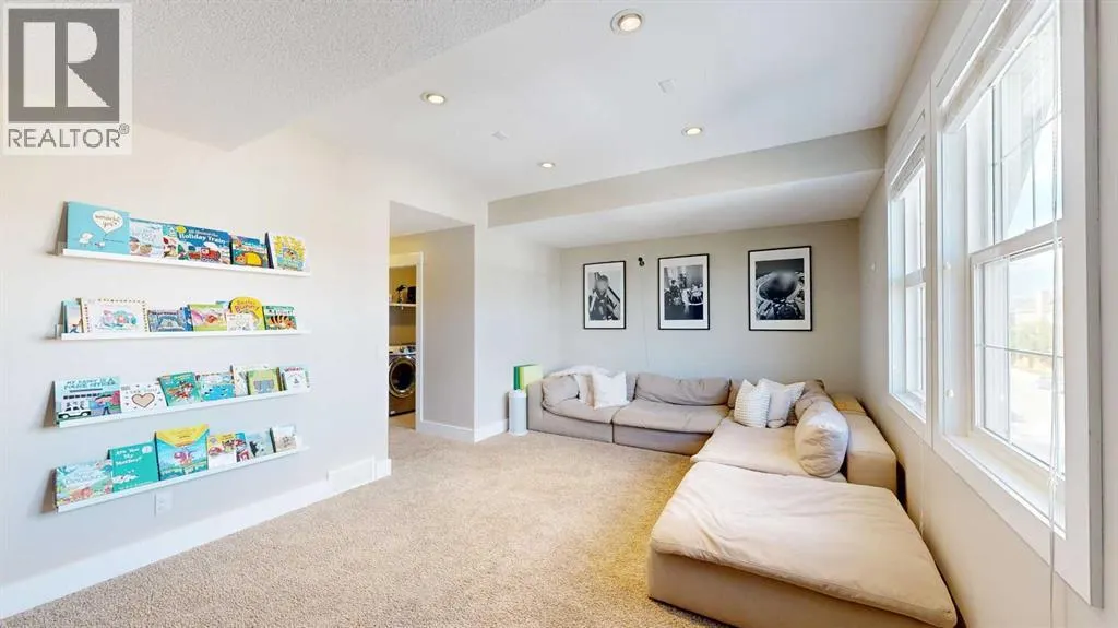 198 Mahogany Passage SE