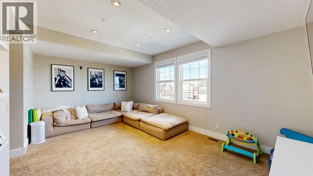 198 Mahogany Passage SE