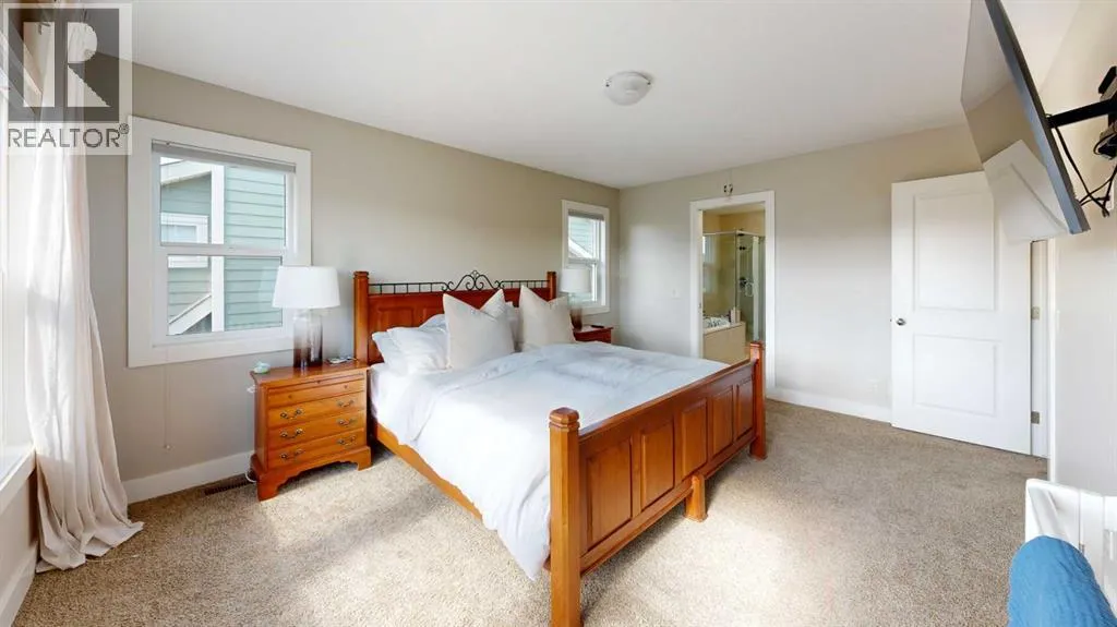 198 Mahogany Passage SE