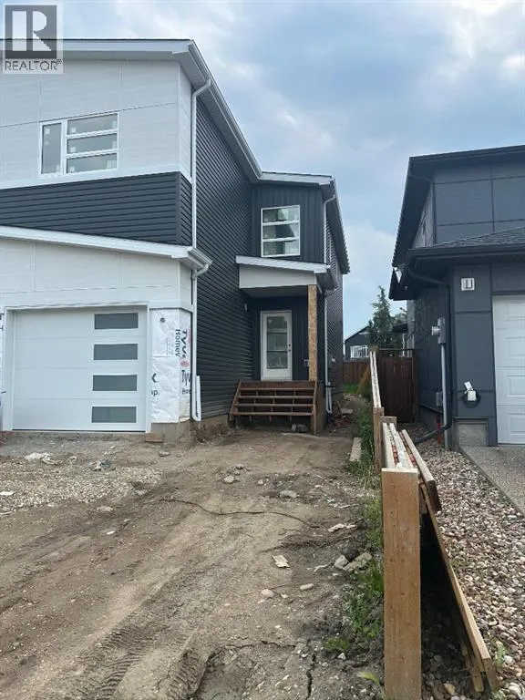 160 Athabasca Crescent