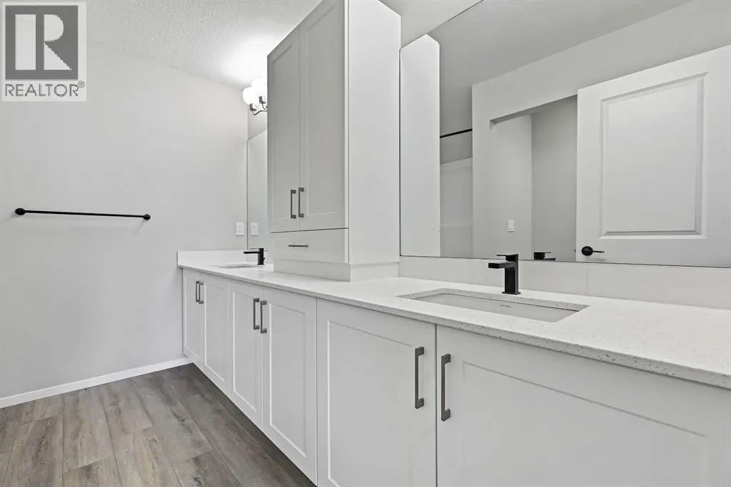 415, 140 Mahogany Street SE