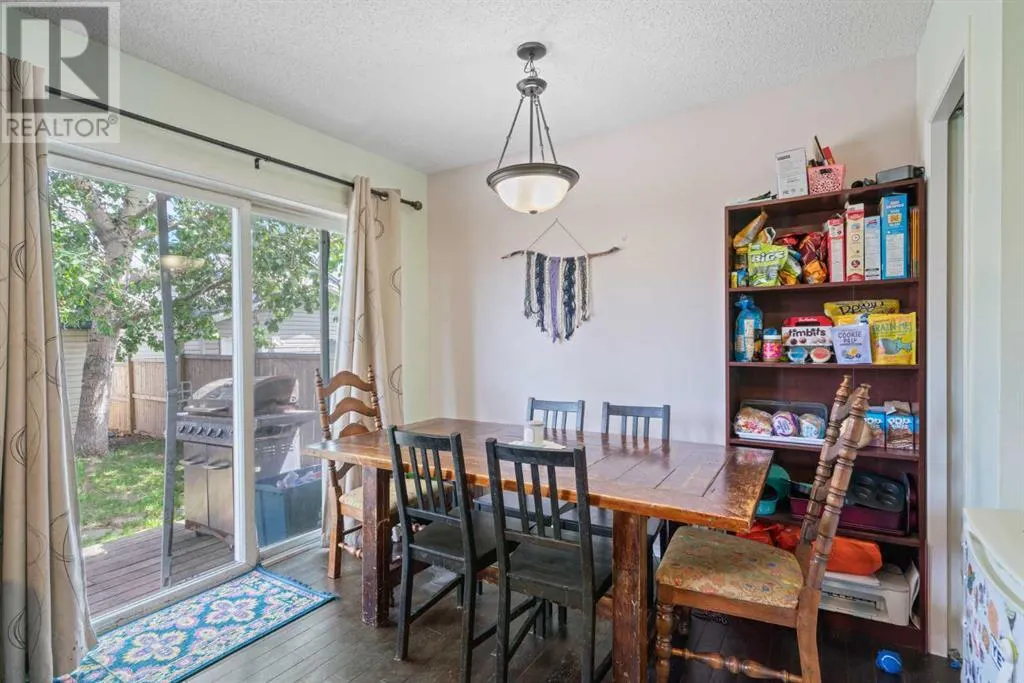 25 Elgin Meadows View SE