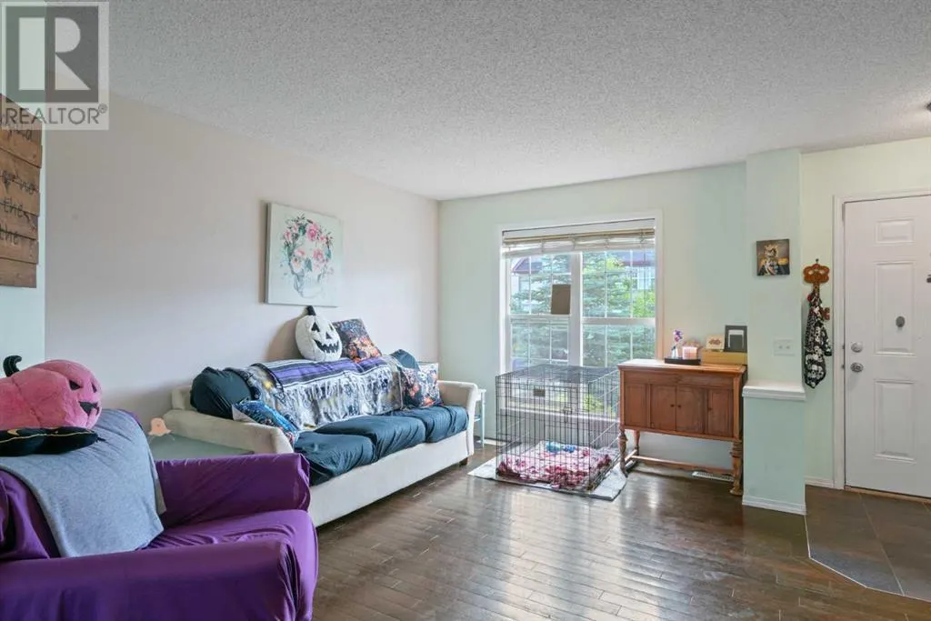 25 Elgin Meadows View SE