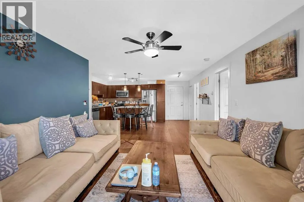 3105, 279 Copperpond Common SE