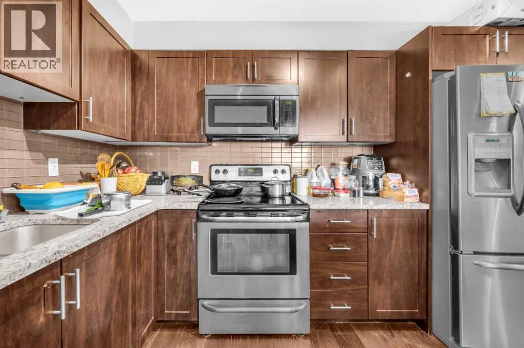 3105, 279 Copperpond Common SE