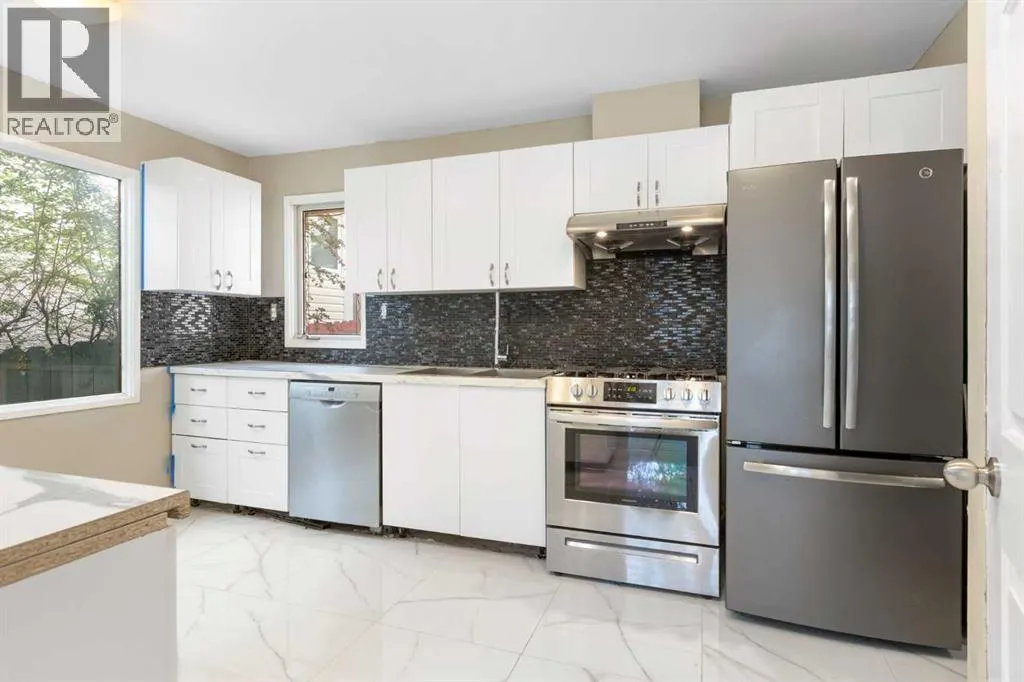 55 Strathcona Close