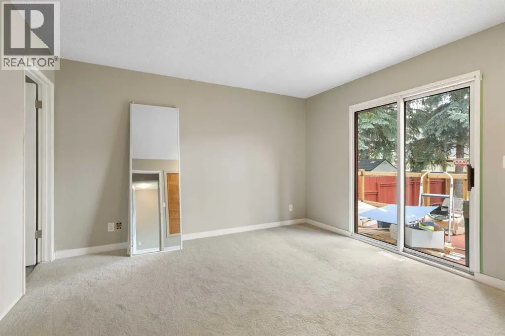 55 Strathcona Close