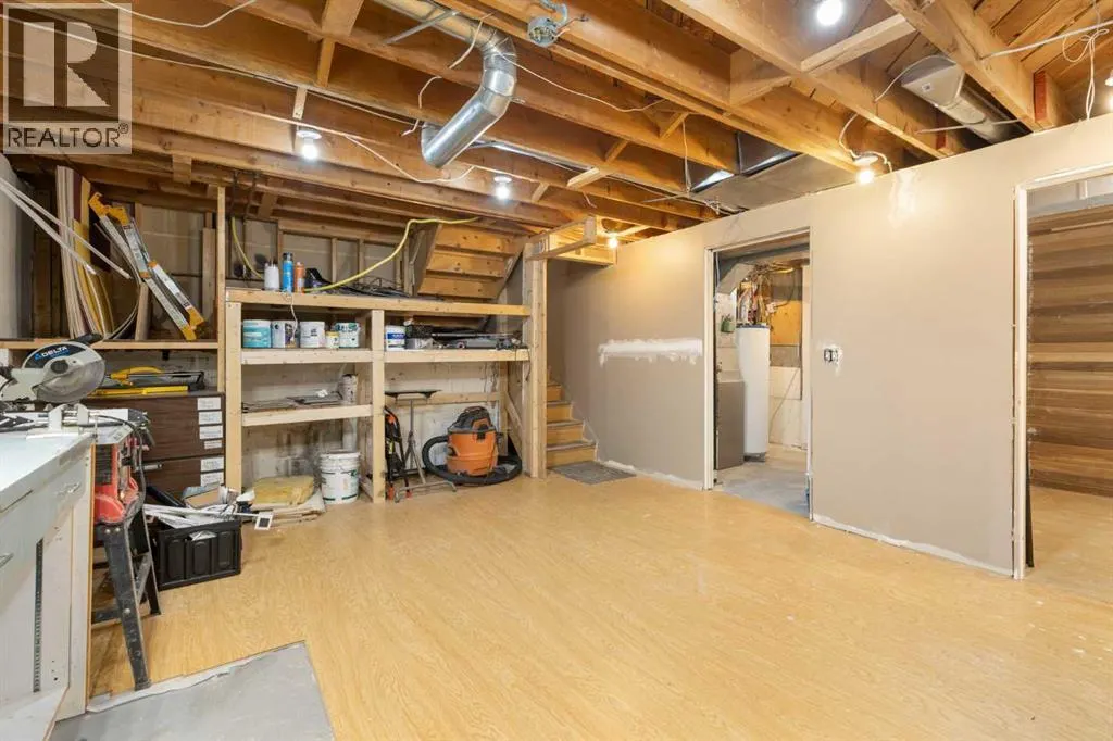 55 Strathcona Close
