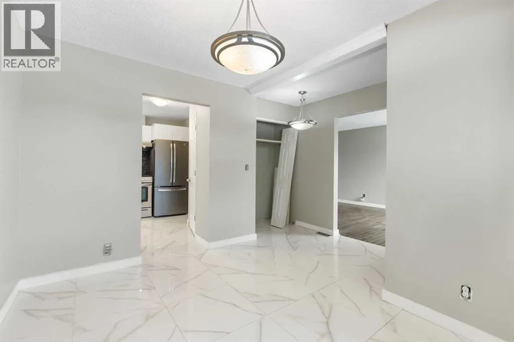 55 Strathcona Close