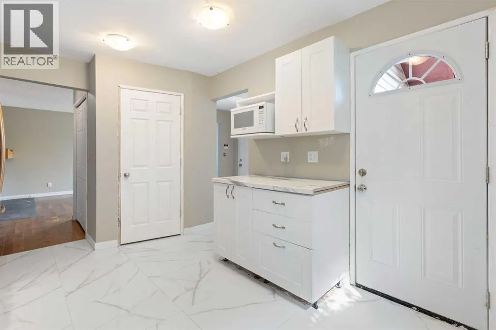 55 Strathcona Close