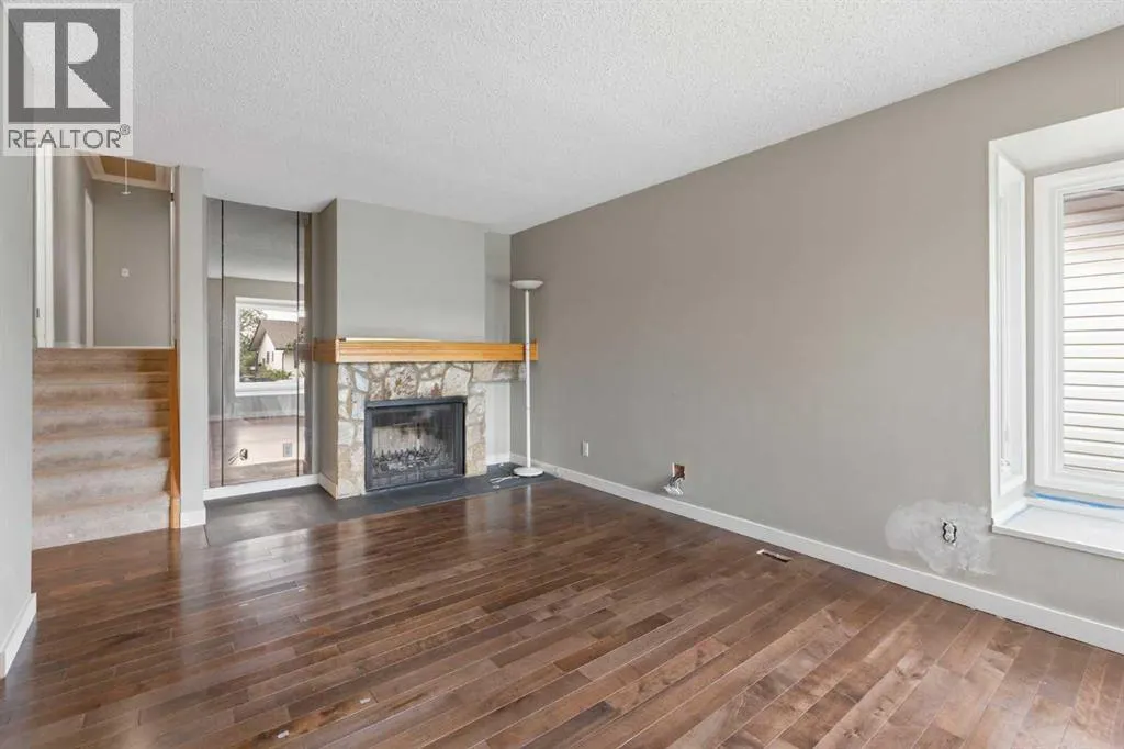 55 Strathcona Close