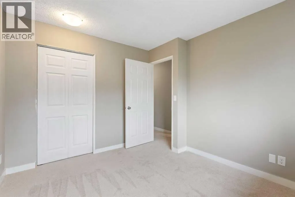 55 Strathcona Close
