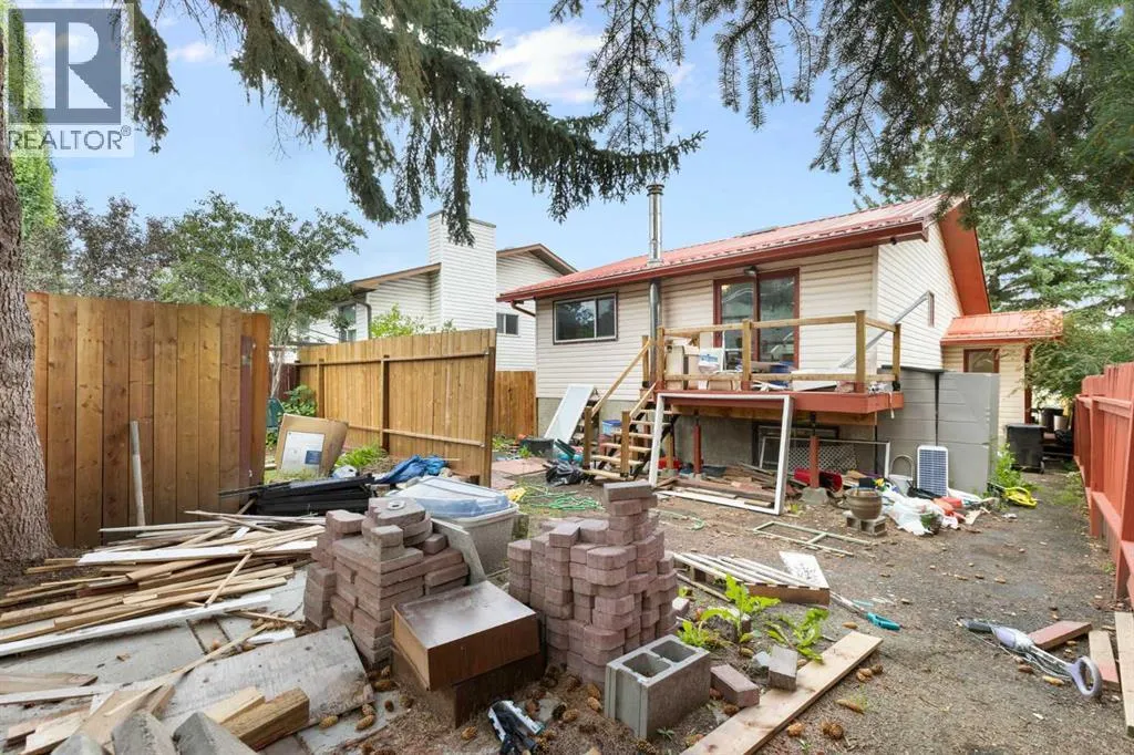 55 Strathcona Close