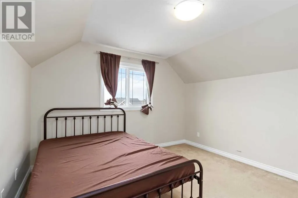 240 Comeau Crescent