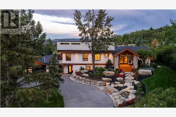 10 Devonian Ridge Place