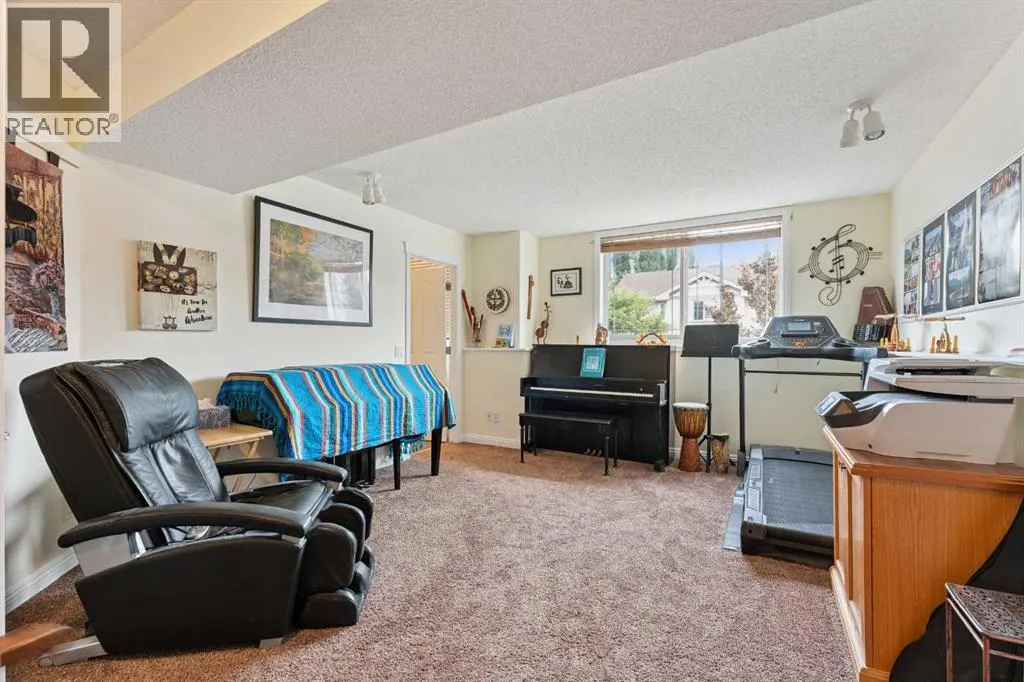 135 Prestwick Heath SE