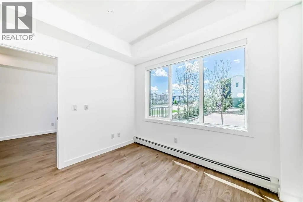 1116, 6 Merganser Drive W