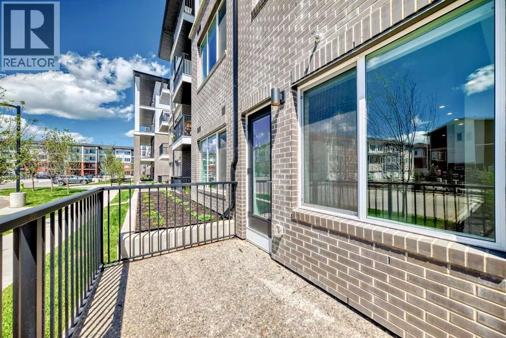 1116, 6 Merganser Drive W