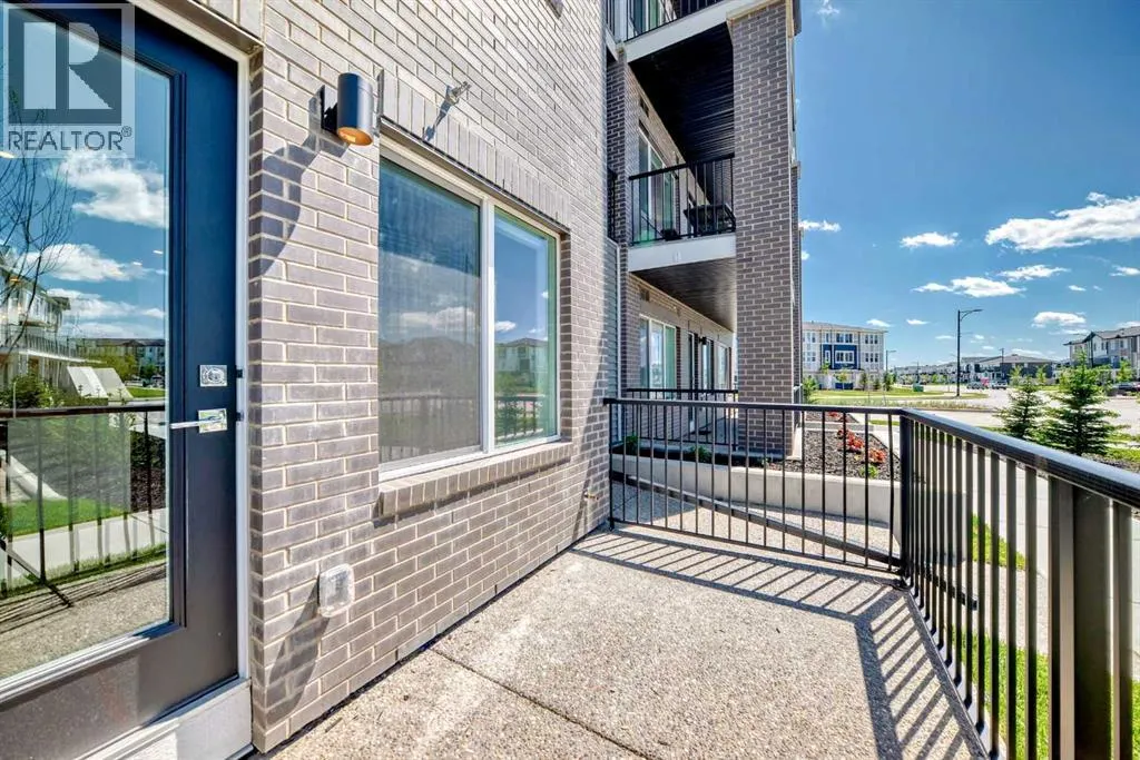 1116, 6 Merganser Drive W