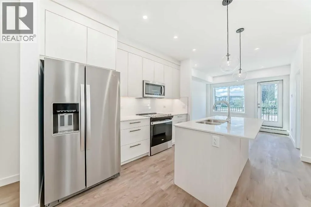 1116, 6 Merganser Drive W
