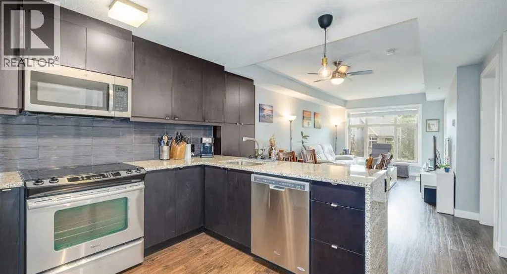 305, 25 Aspenmont Heights SW