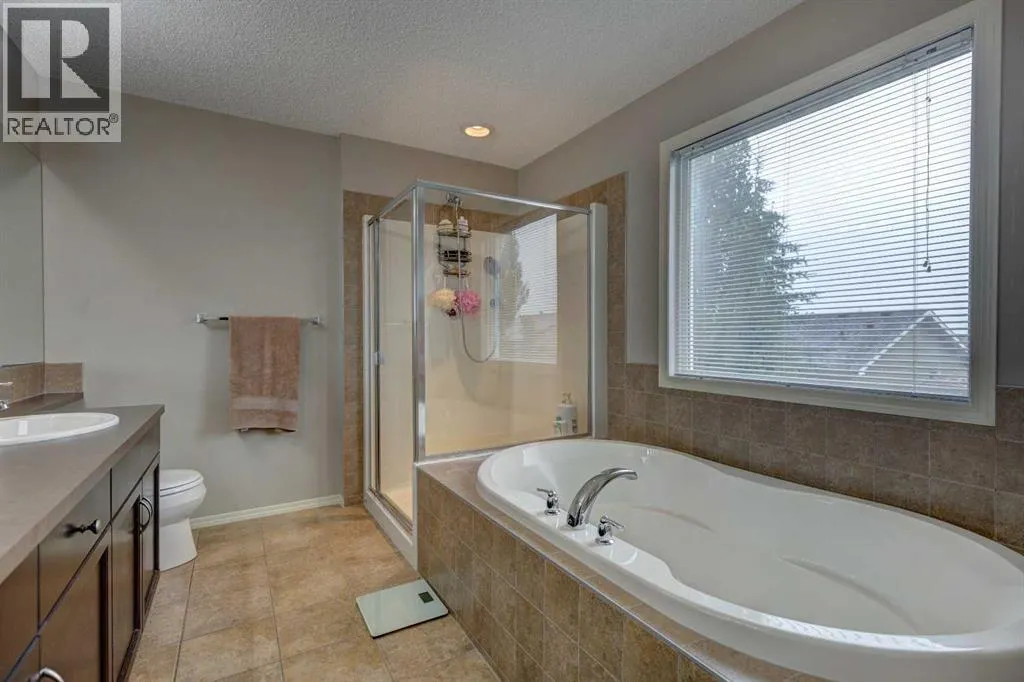 587 Everbrook Way SW