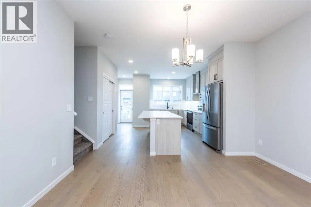 56 Legacy Reach Crescent SE