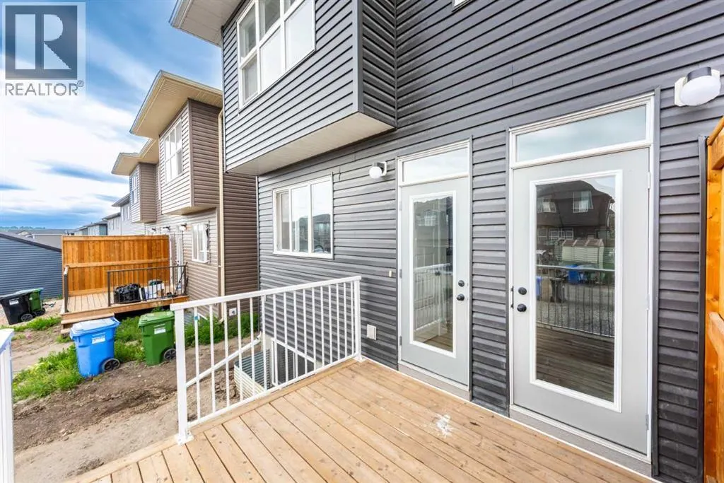 56 Legacy Reach Crescent SE