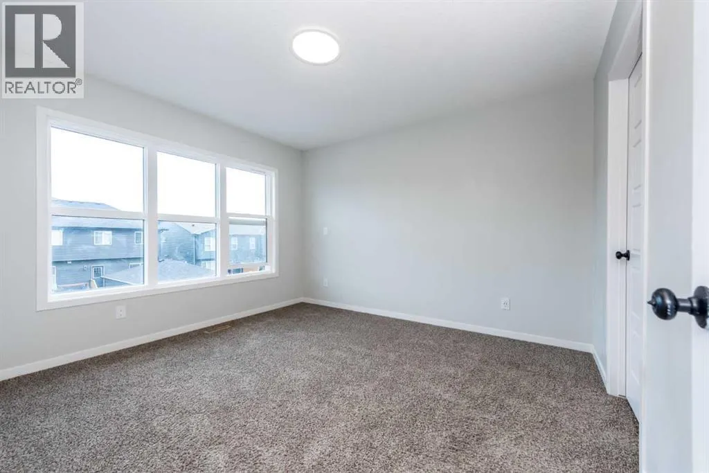 56 Legacy Reach Crescent SE