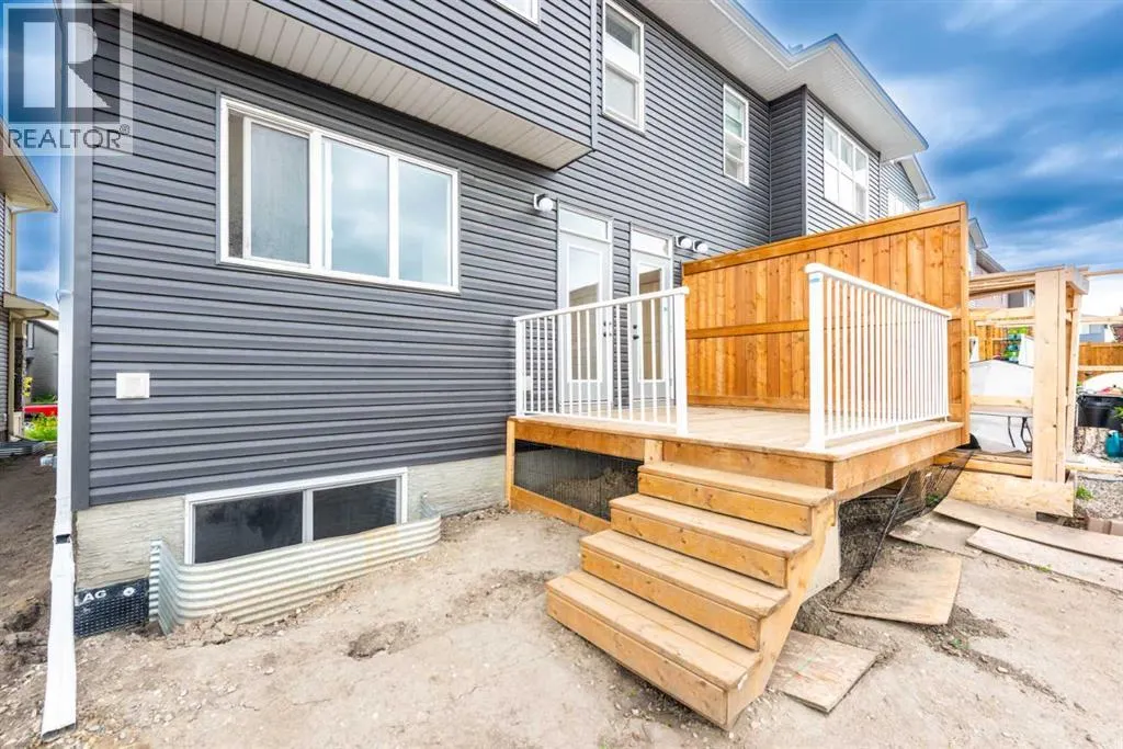 56 Legacy Reach Crescent SE