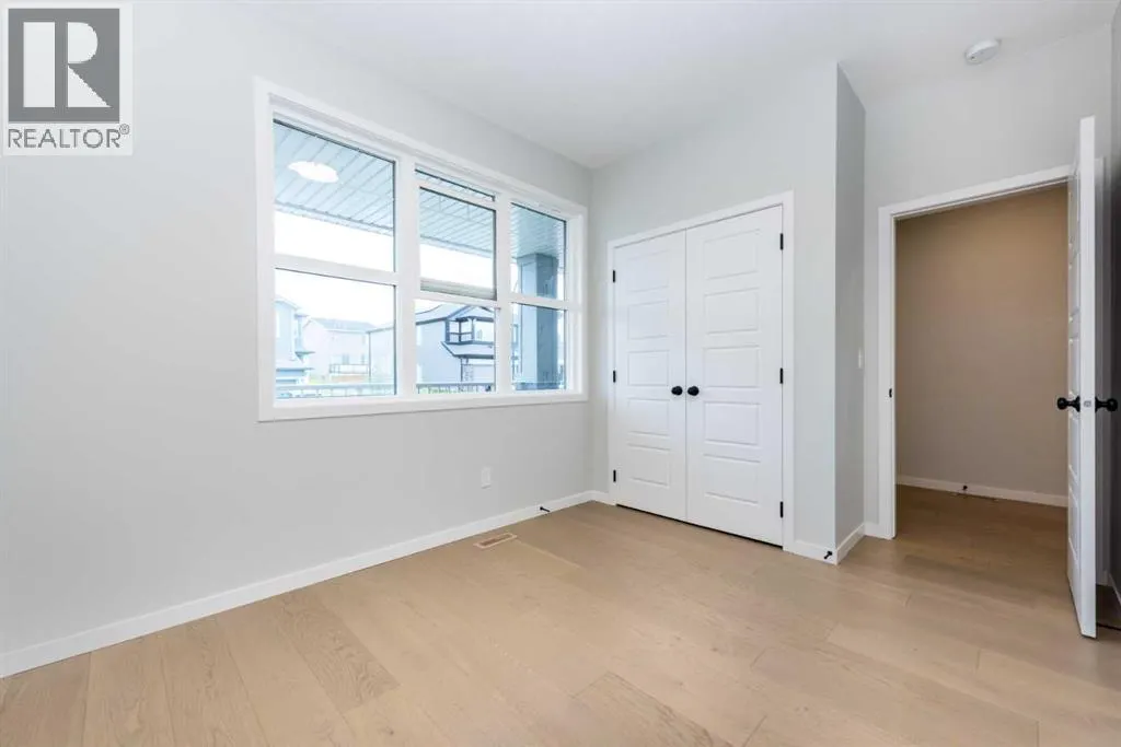 56 Legacy Reach Crescent SE