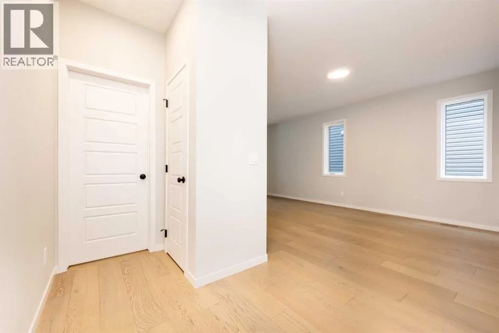 56 Legacy Reach Crescent SE
