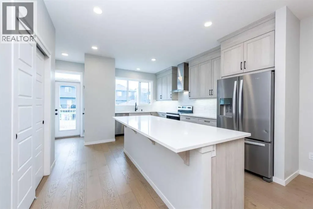 56 Legacy Reach Crescent SE