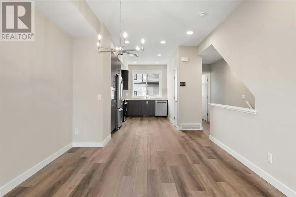 72, 285 Chelsea Court