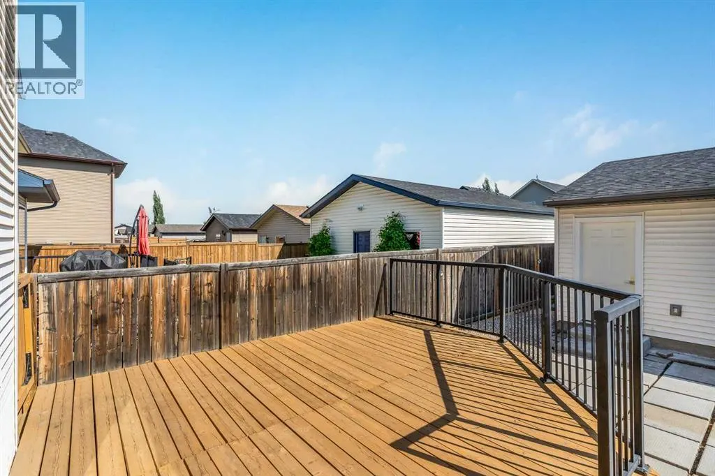 210 Cranberry Place SE